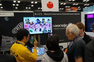 空ペン社の”フォトシュシュ”がアメリカのSXSWで展示されました～！